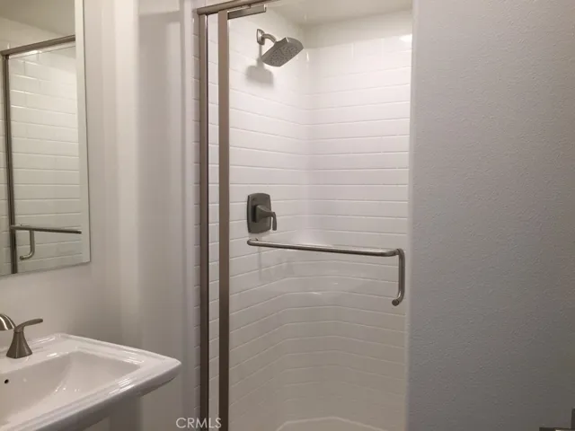 1st floor bathroom