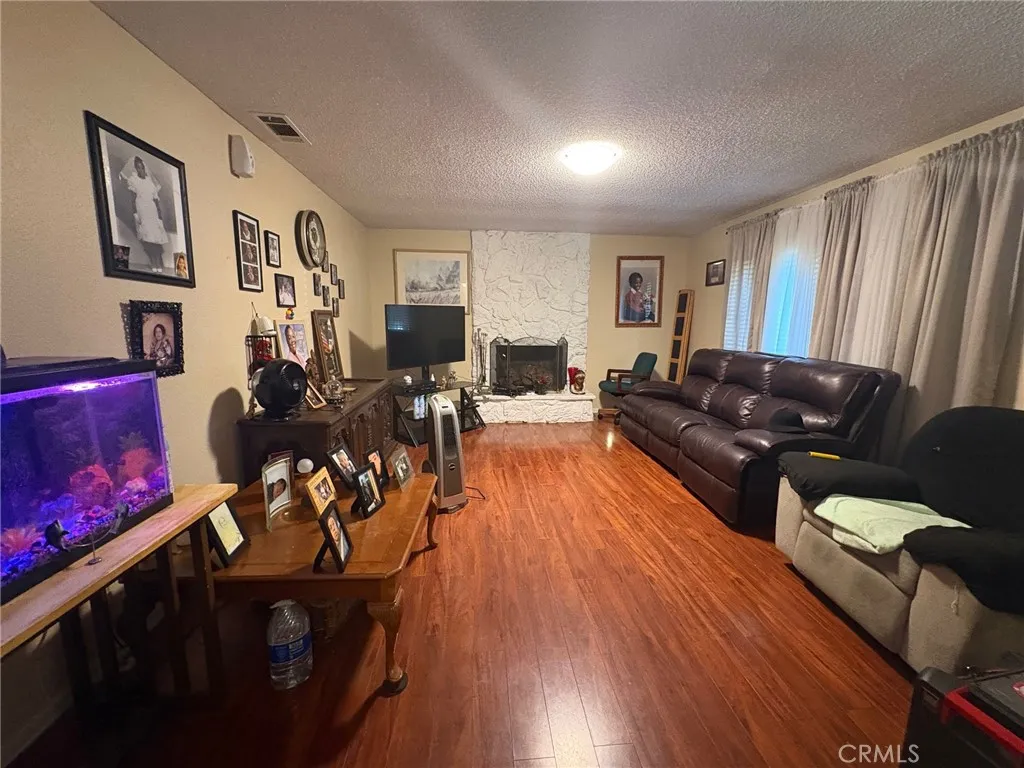 24247 Millsap, Moreno Valley, California 92553 home-pic-2
