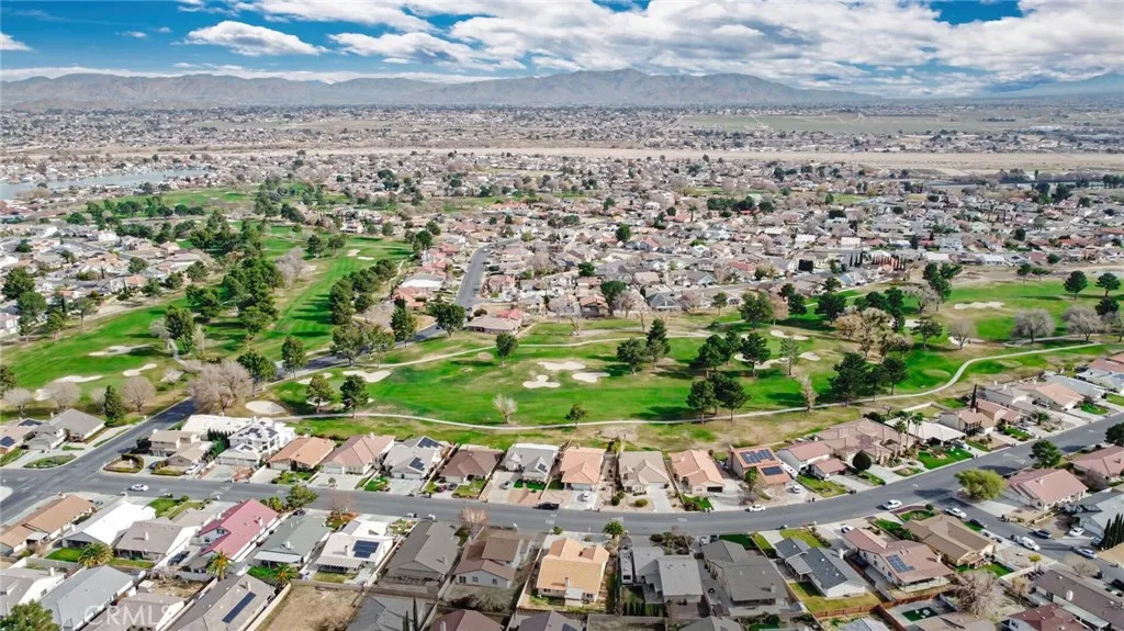 12794 Rain Shadow, Victorville, California 92395 home-pic-43