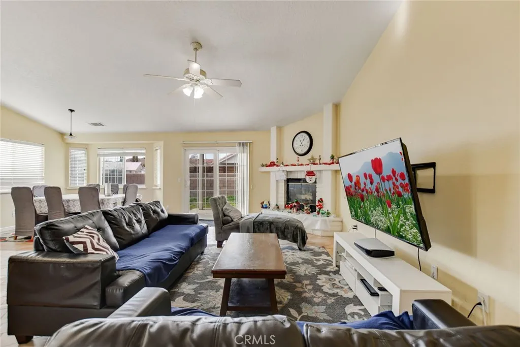 12794 Rain Shadow, Victorville, California 92395 home-pic-20