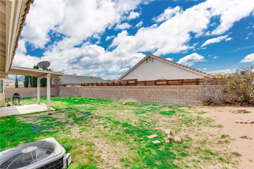 12794 Rain Shadow, Victorville, California 92395 home-pic-34