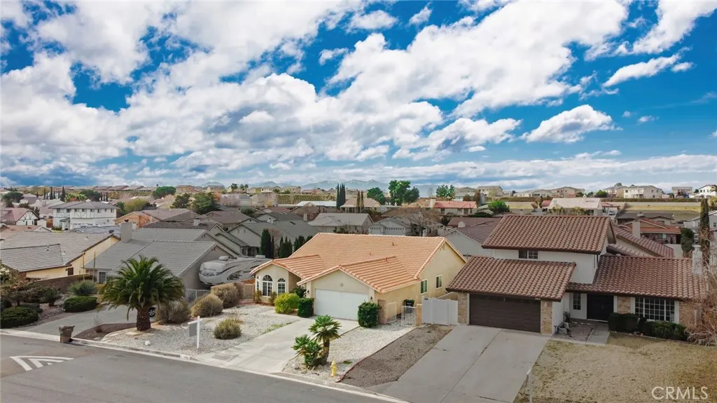12794 Rain Shadow, Victorville, California 92395 home-pic-42
