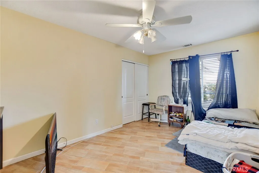 12794 Rain Shadow, Victorville, California 92395 home-pic-26