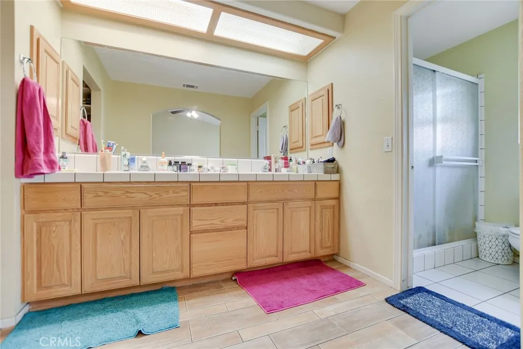 12794 Rain Shadow, Victorville, California 92395 home-pic-32