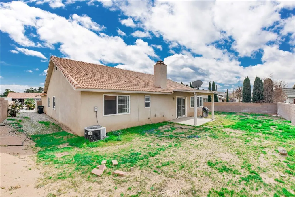 12794 Rain Shadow, Victorville, California 92395 home-pic-35