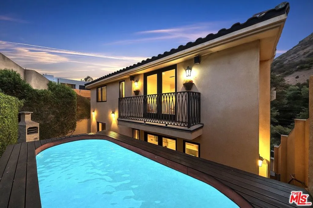 6477 Deep Dell Pl, Los Angeles, California 90068 home-pic-25