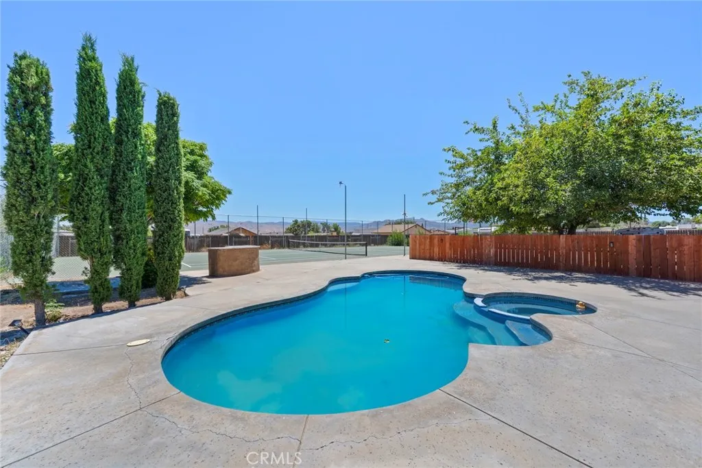 8263 3rd, Hesperia, California 92345 home-pic-32