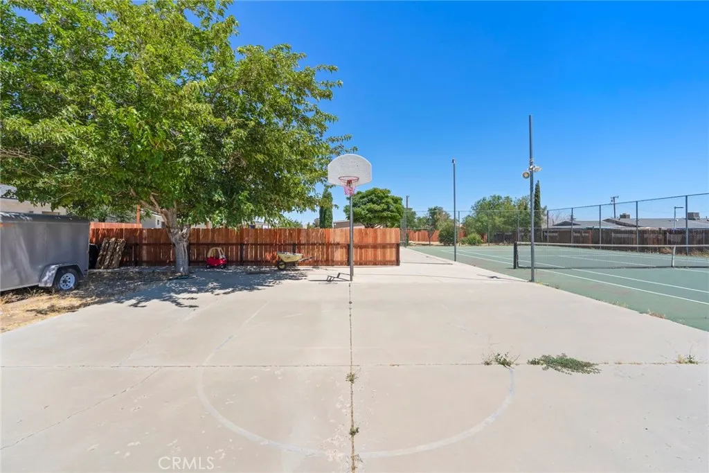 8263 3rd, Hesperia, California 92345 home-pic-36