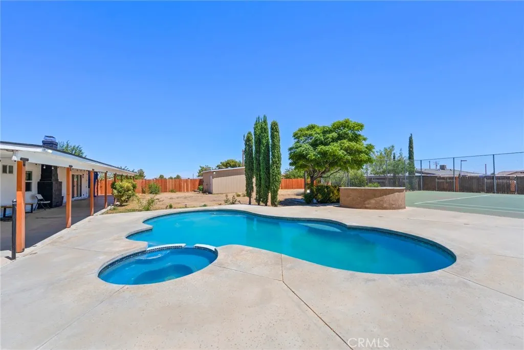 8263 3rd, Hesperia, California 92345 home-pic-34