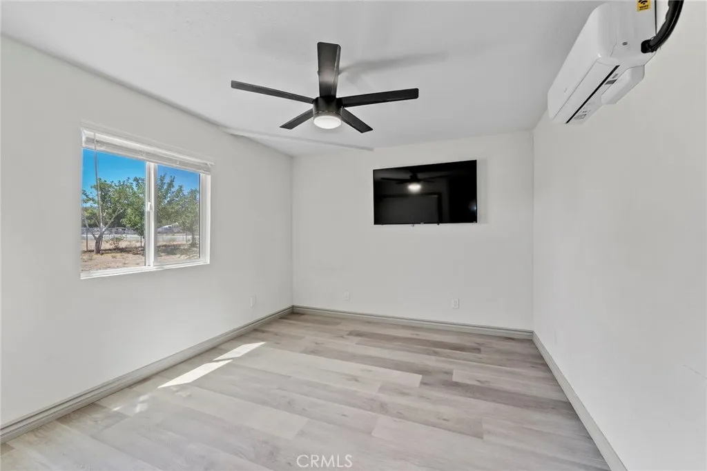 8263 3rd, Hesperia, California 92345 home-pic-49