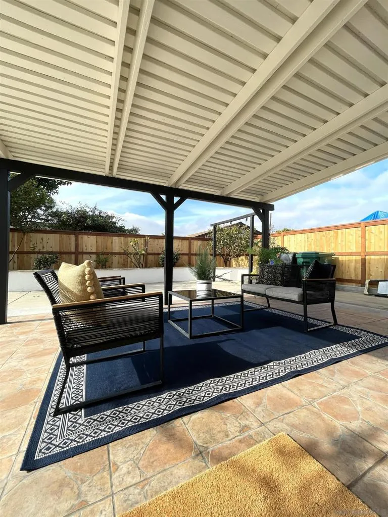 11278 Calle Jalapa, San Diego, California 92126 home-pic-23