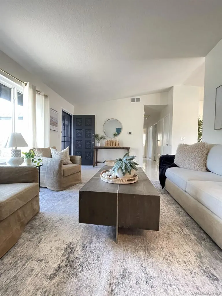 11278 Calle Jalapa, San Diego, California 92126 home-pic-7