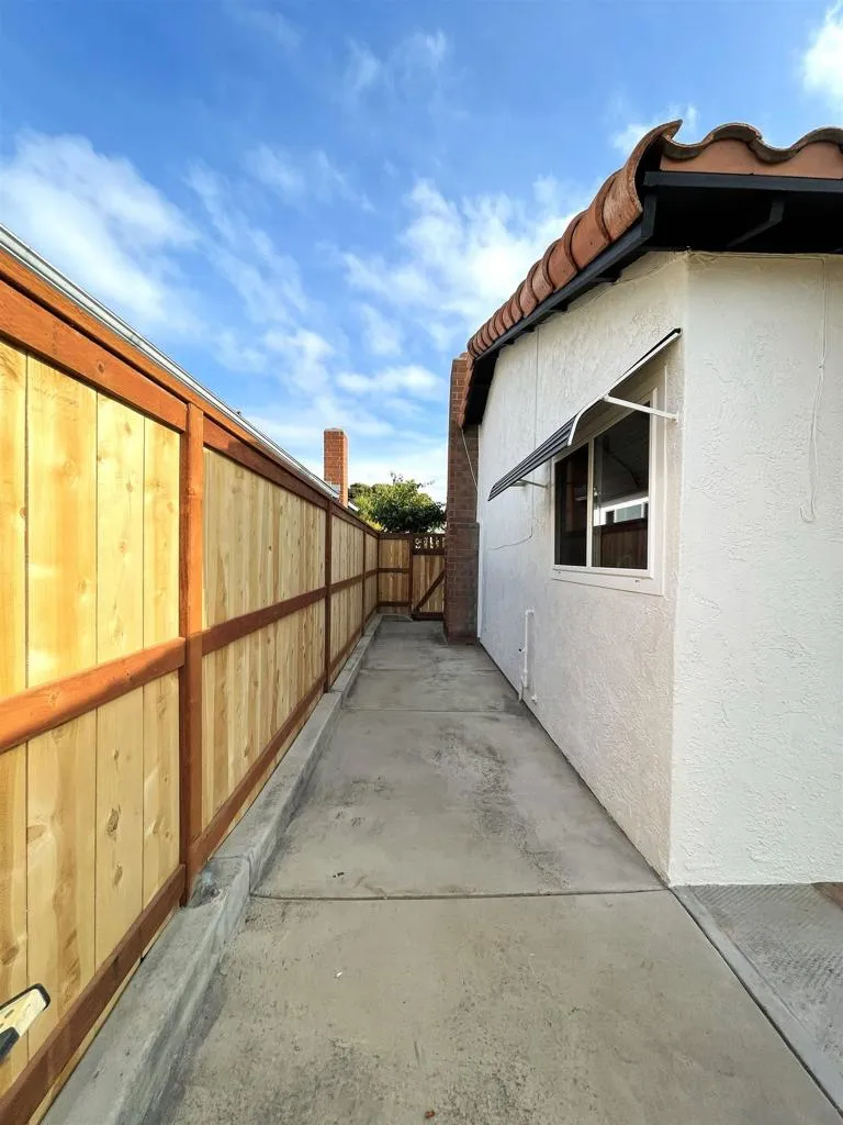 11278 Calle Jalapa, San Diego, California 92126 home-pic-24
