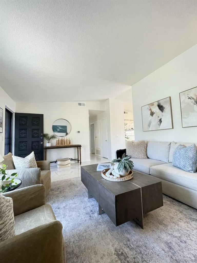 11278 Calle Jalapa, San Diego, California 92126 home-pic-6