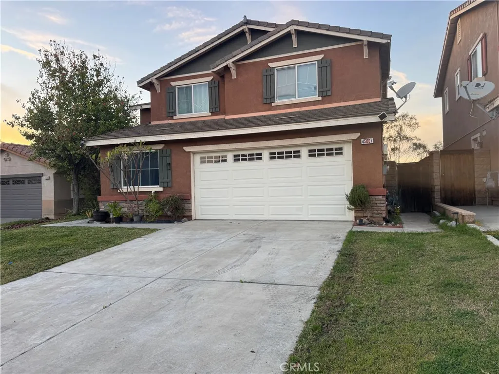 45007 Altissimo Way, Lake Elsinore, California 92532 home-pic-2