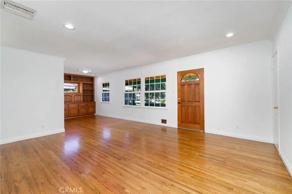 1507 Maplewood, La Verne, California 91750 home-pic-3