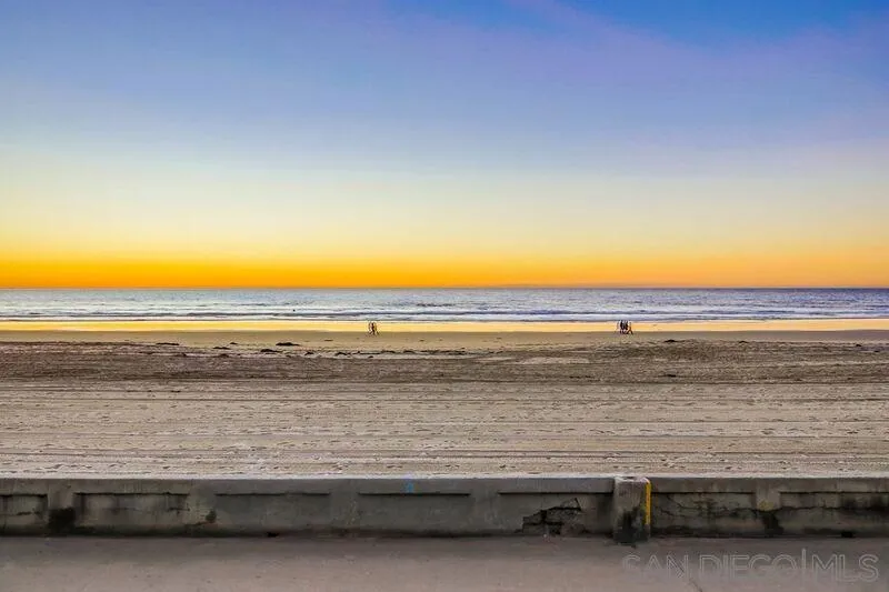 3607 Ocean Front Walk 4, San Diego, California 92109 home-pic-29
