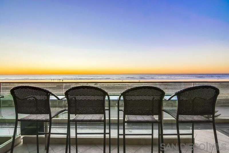 3607 Ocean Front Walk 4, San Diego, California 92109 home-pic-12