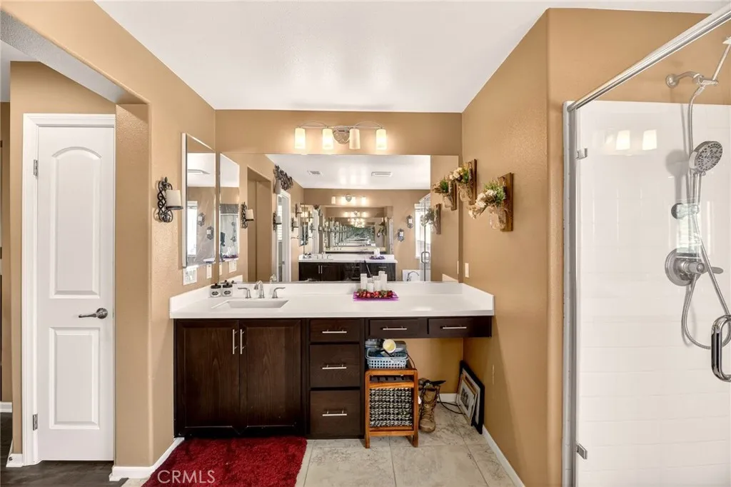 36696 Pavic Court, Lake Elsinore, California 92532 home-pic-35