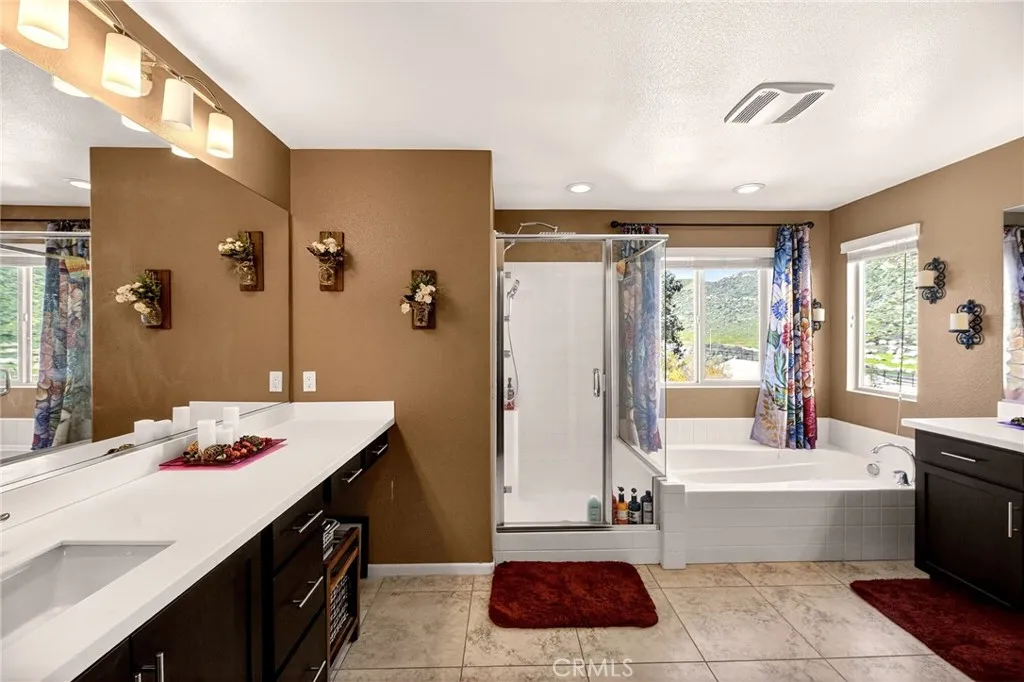 36696 Pavic Court, Lake Elsinore, California 92532 home-pic-33