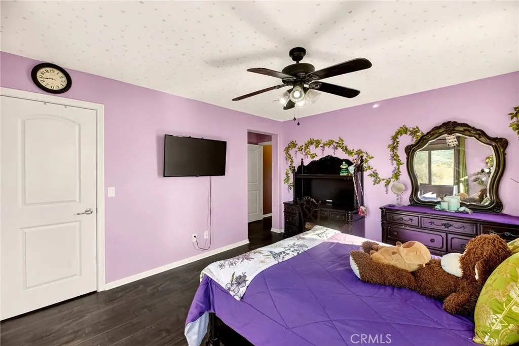 36696 Pavic Court, Lake Elsinore, California 92532 home-pic-38