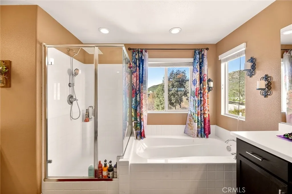 36696 Pavic Court, Lake Elsinore, California 92532 home-pic-36