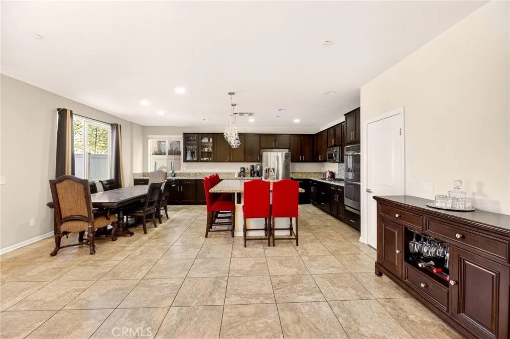 36696 Pavic Court, Lake Elsinore, California 92532 home-pic-12