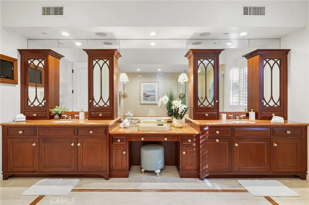 17420 Tarzana, Encino, California 91316 home-pic-27