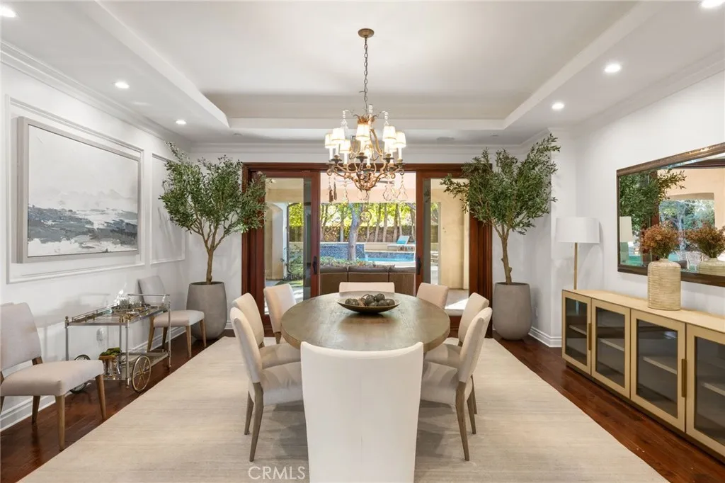 17420 Tarzana, Encino, California 91316 home-pic-17