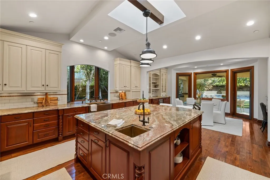 17420 Tarzana, Encino, California 91316 home-pic-11