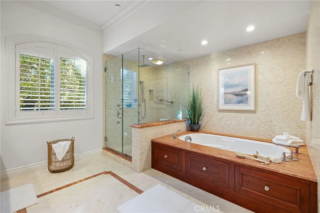 17420 Tarzana, Encino, California 91316 home-pic-29