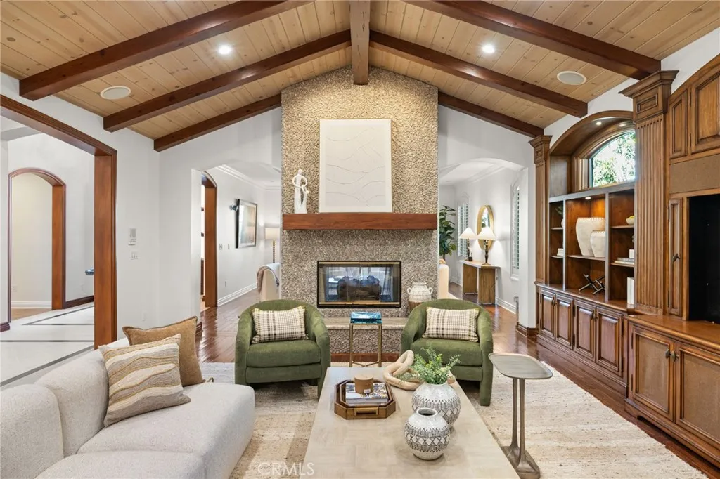 17420 Tarzana, Encino, California 91316 home-pic-8