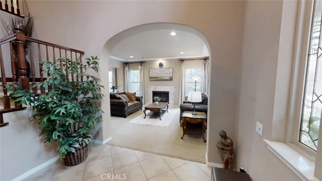 16718 Catalonia Drive, Riverside, California 92504 home-pic-4
