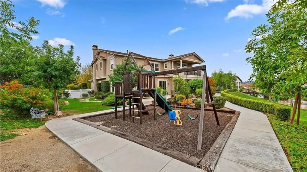 16718 Catalonia Drive, Riverside, California 92504 home-pic-44