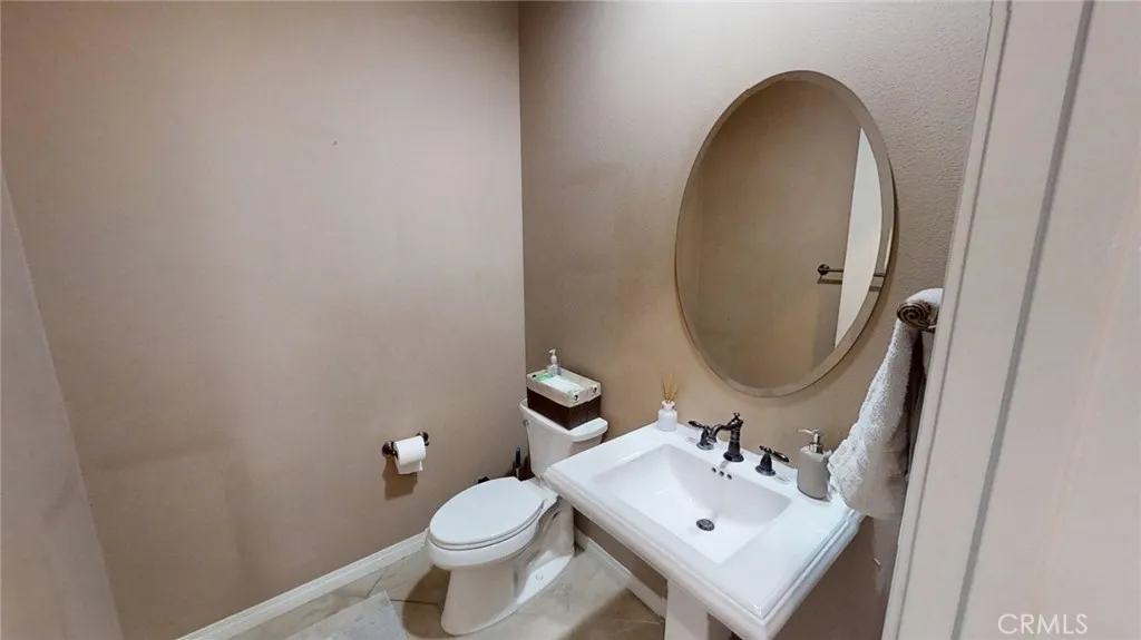 16718 Catalonia Drive, Riverside, California 92504 home-pic-18