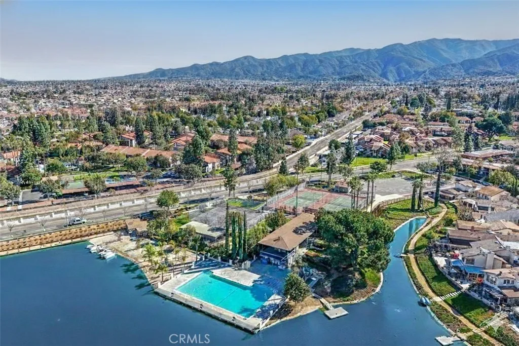 1517 Camelot, Corona, California 92882 home-pic-27