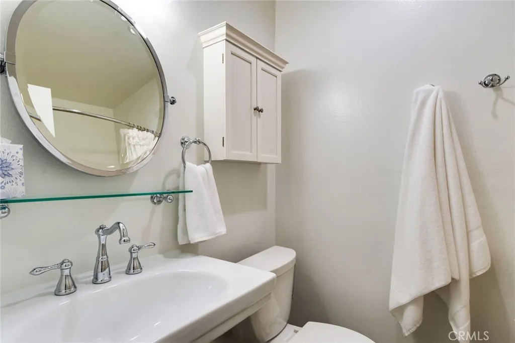 1517 Camelot, Corona, California 92882 home-pic-15