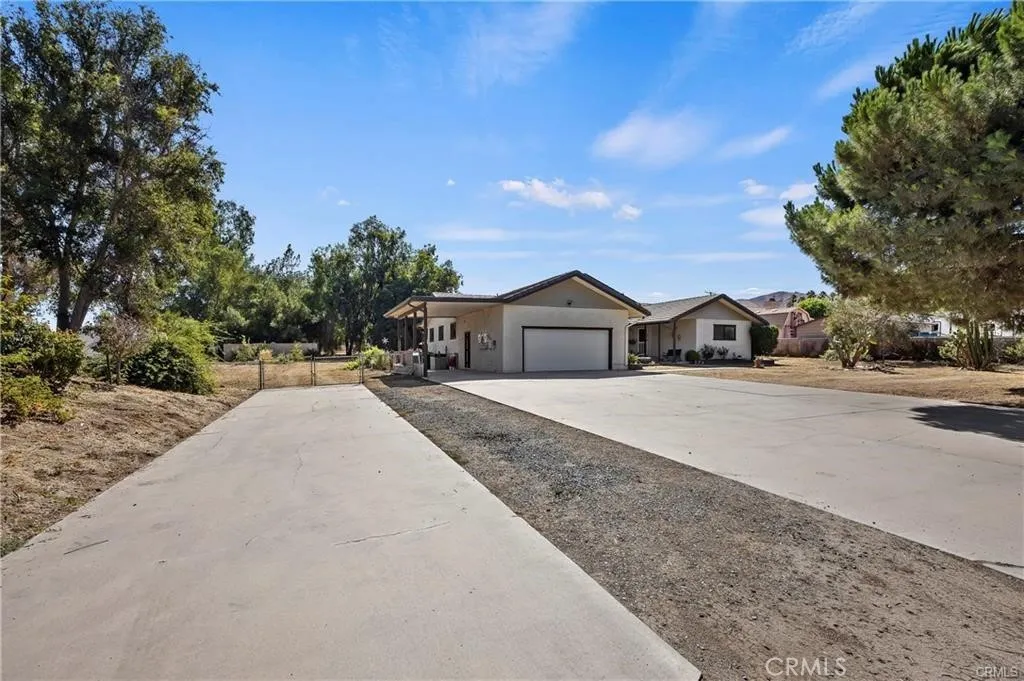 19808 Gustin, Perris, California 92570 home-pic-1
