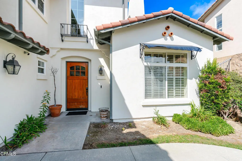3751 N Hollingsworth Road, Altadena, California 91001 home-pic-4