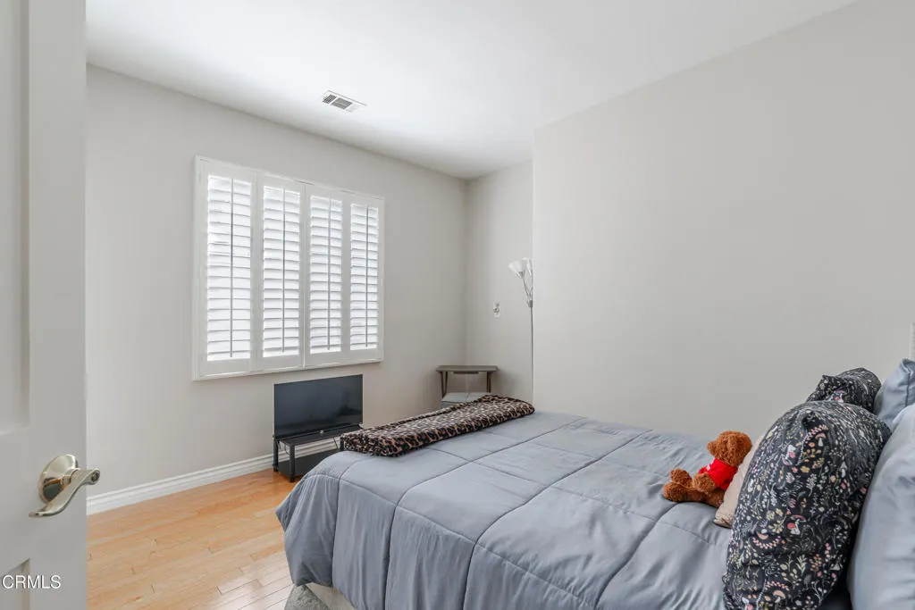 3751 N Hollingsworth Road, Altadena, California 91001 home-pic-19