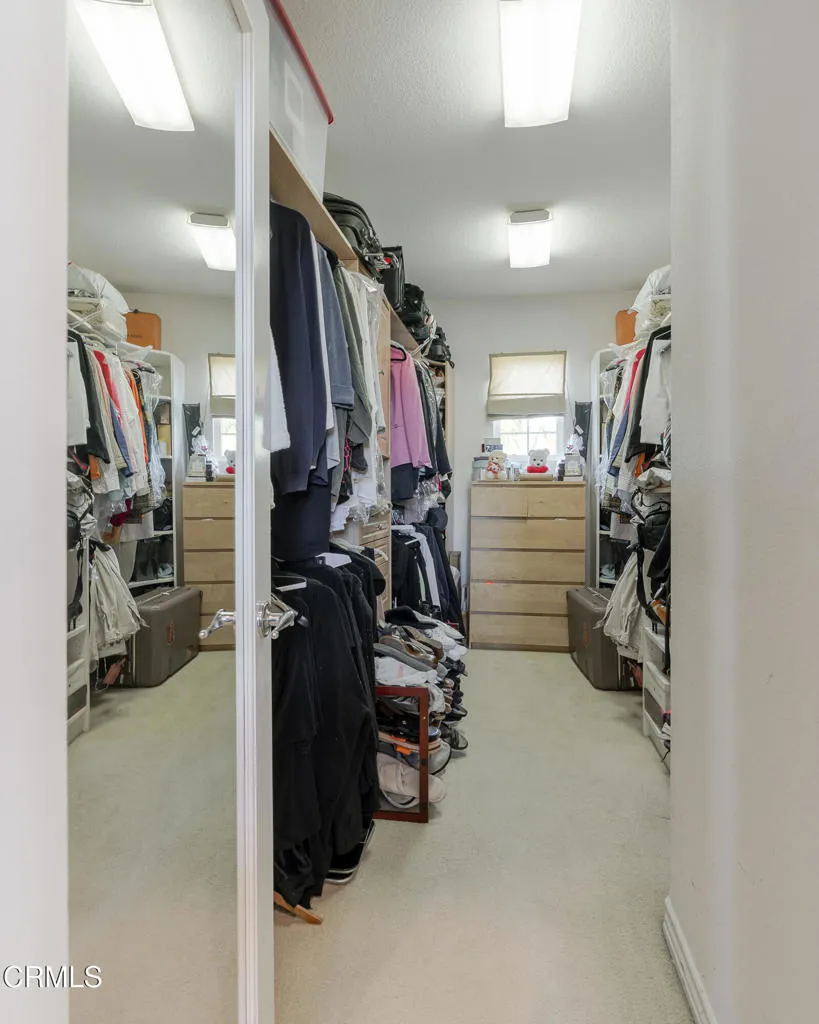 3751 N Hollingsworth Road, Altadena, California 91001 home-pic-28