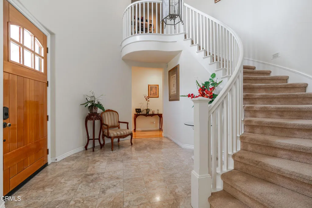 3751 N Hollingsworth Road, Altadena, California 91001 home-pic-21
