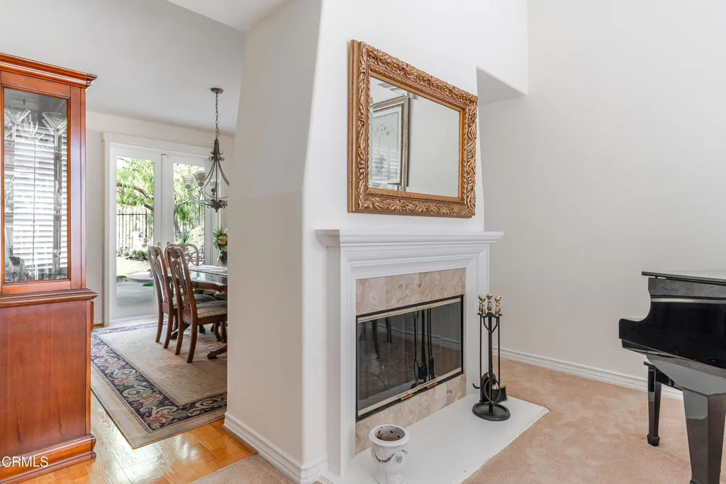 3751 N Hollingsworth Road, Altadena, California 91001 home-pic-9
