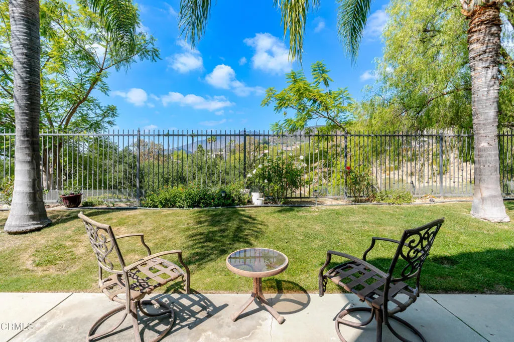 3751 N Hollingsworth Road, Altadena, California 91001 home-pic-40