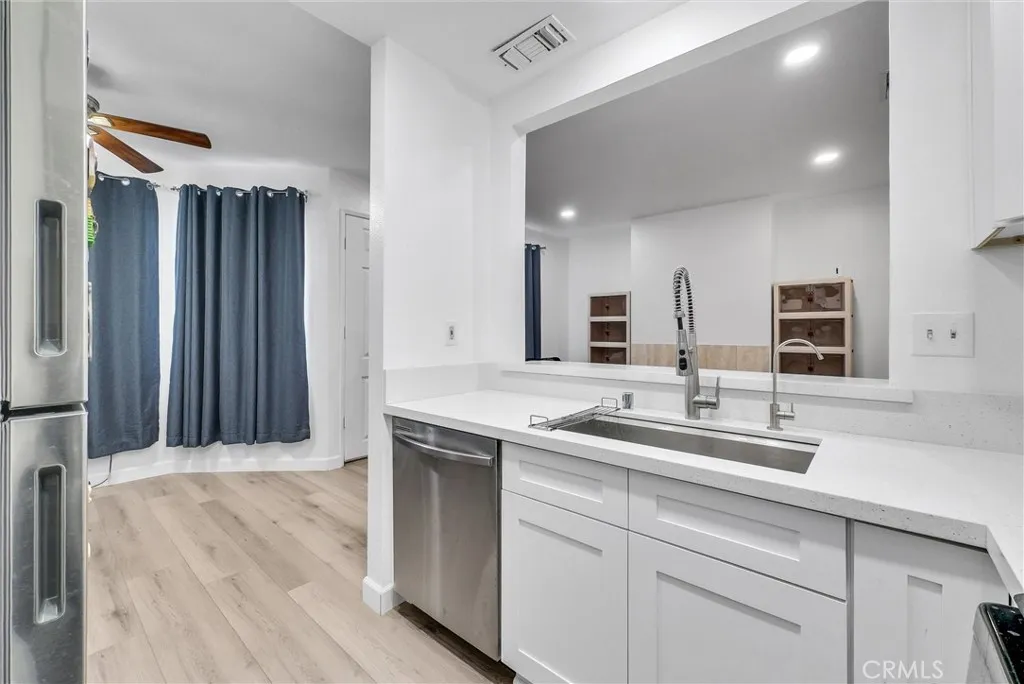 19555 E Cypress Street P, Covina, California 91724 home-pic-12