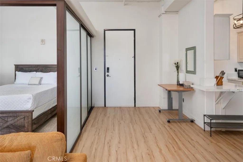 312 W 5th 907, Los Angeles, California 90013 home-pic-15