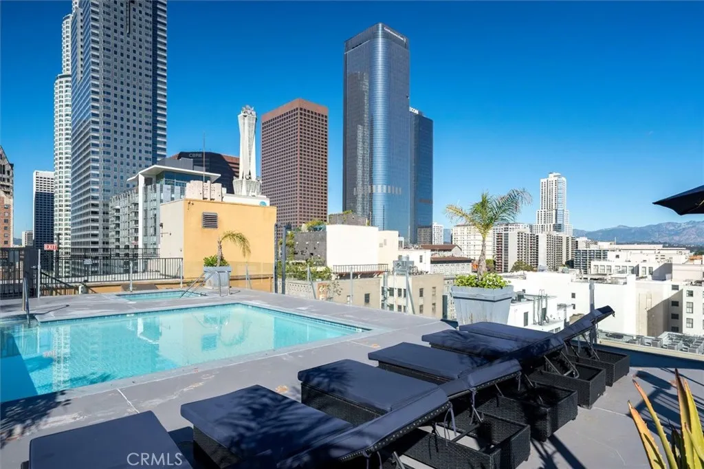 312 W 5th 907, Los Angeles, California 90013 home-pic-22