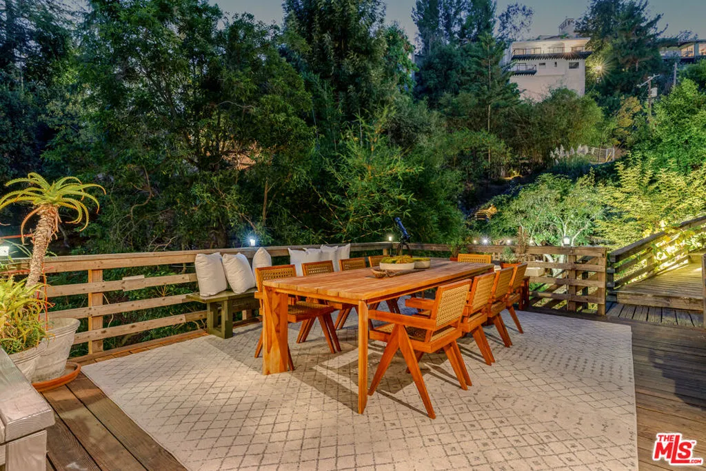 3105 Ledgewood Drive, Los Angeles, California 90068 home-pic-58