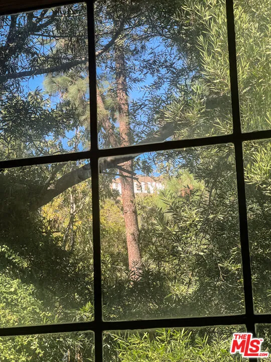 3105 Ledgewood Drive, Los Angeles, California 90068 home-pic-10