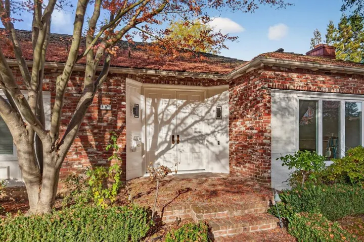 860 Monte Rosa Drive, Menlo Park, California 94025